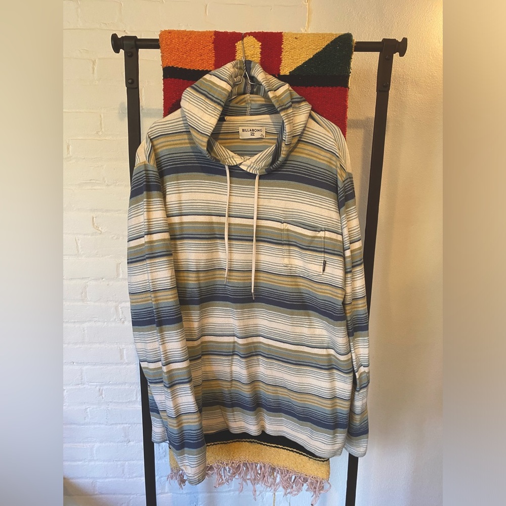 Billabong XL striped pullover hoodie